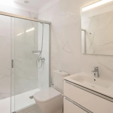 Domus Vulcani Adassa Villa *