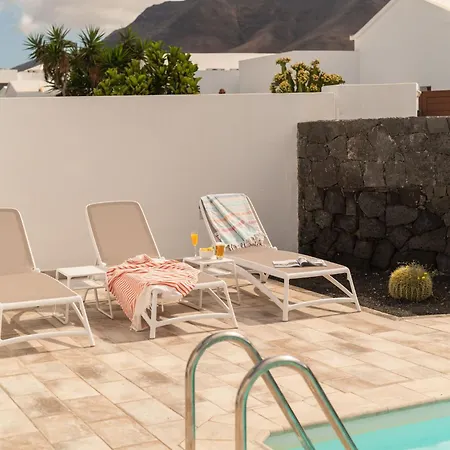 Вилла Domus Vulcani Adassa