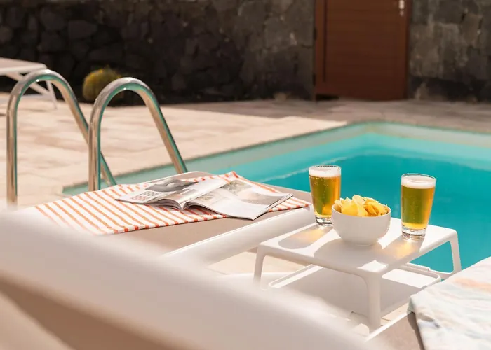 Domus Vulcani Adassa Villa